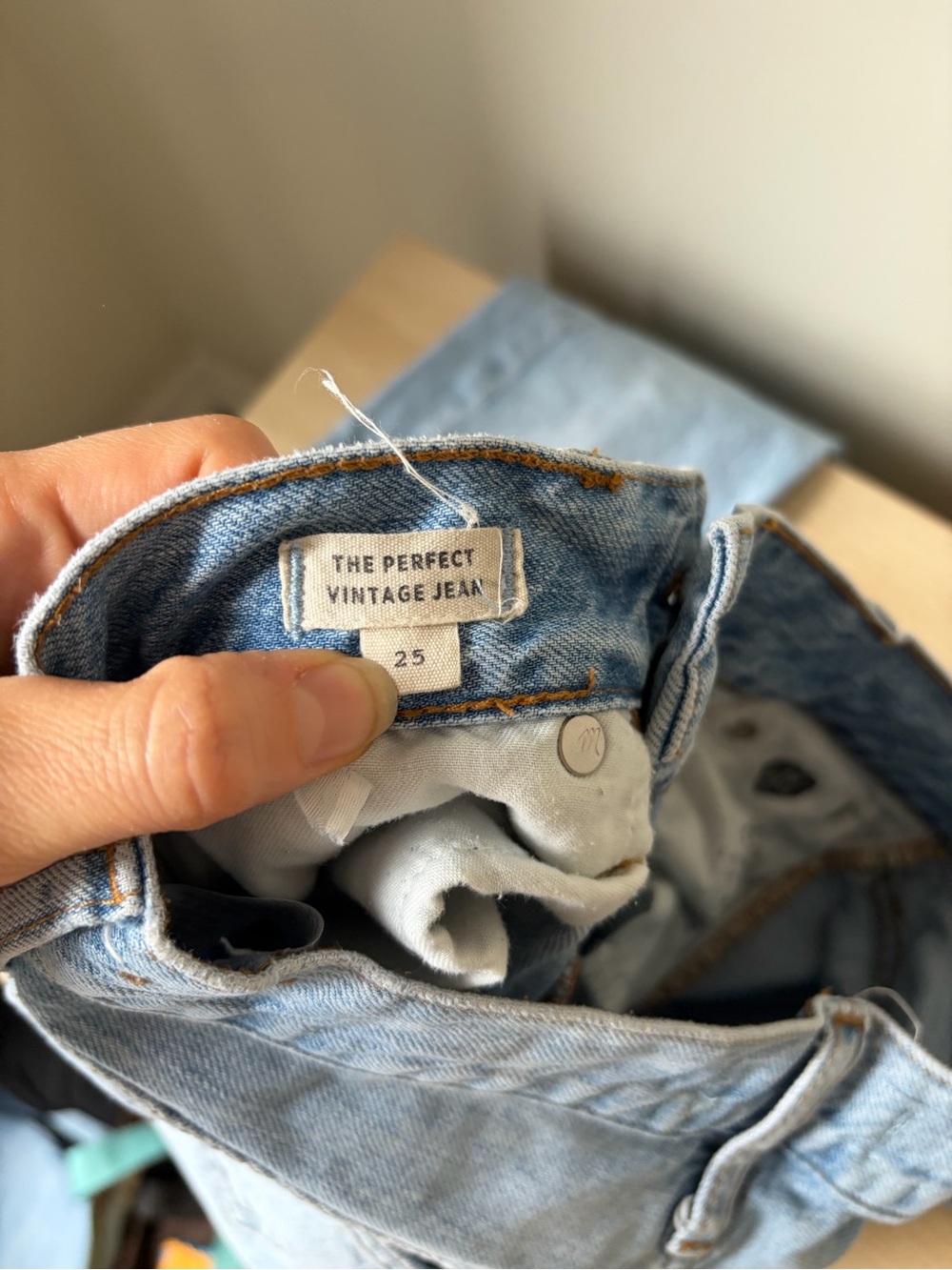 Madewell The Perfect Vintage Jean in Fitzgerald Wash 25 - Picture 11 of 11